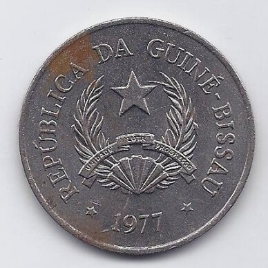 BISAU GVINĖJA 20 PESOS 1977 KM # 21 F/VF 1